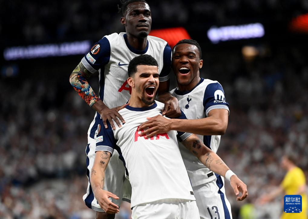 半场战报：比萨0-0克雷莫内塞（上半场结束：比萨与克雷莫内塞互交白卷）