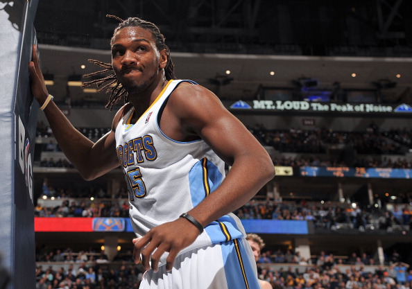 新雪季开板 华东地区滑雪爱好者迎来冬季新选择（新雪季开滑，华东滑雪爱好者迎来全新冬季选择）