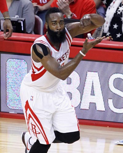 凯恩：为英格兰效力时，我总感觉自己在为最好的球队之一效力（凯恩：每次为英格兰出战，我都觉得自己代表着世界顶级球队之一）