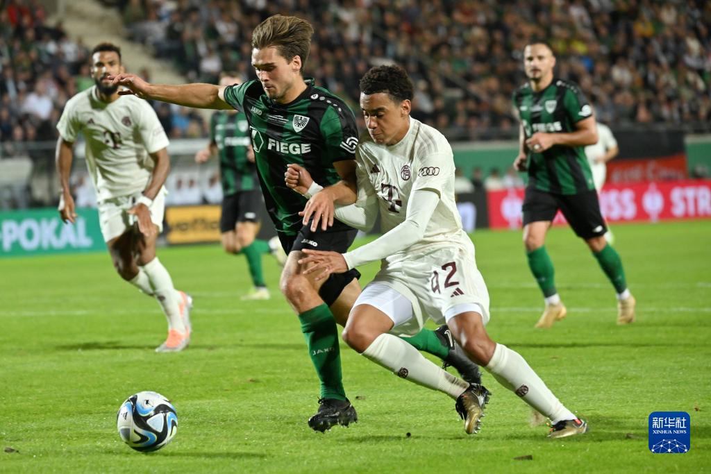 意甲出场数最多的亚洲球员11人阵容：长友佑都、中田英寿领衔（亚洲球员意甲出场最多11人阵容：中田英寿、长友佑都领衔）