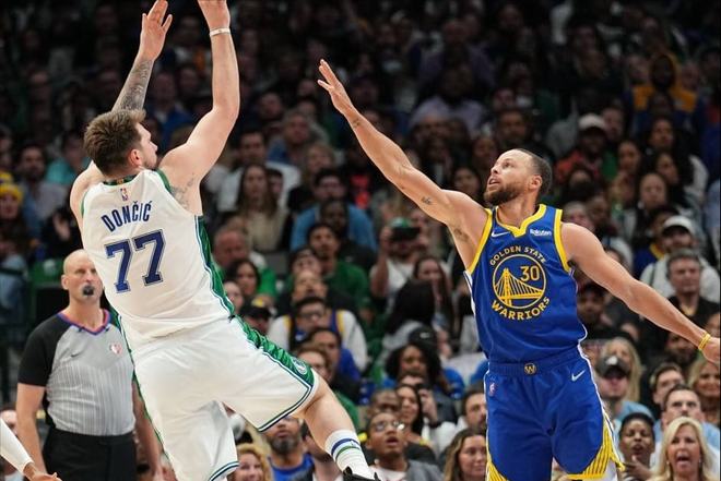 马卡：吕迪格和皇马的续约暂时被搁置，但双方都有意继续合作（马卡：皇马与吕迪格续约进程暂按暂停键，双方仍有意继续携手）