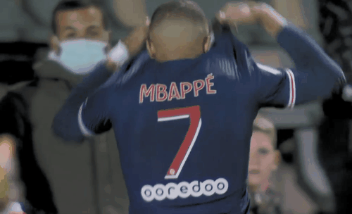 💡早报：利物浦曼城双双折戟，巴萨拜仁收获大胜