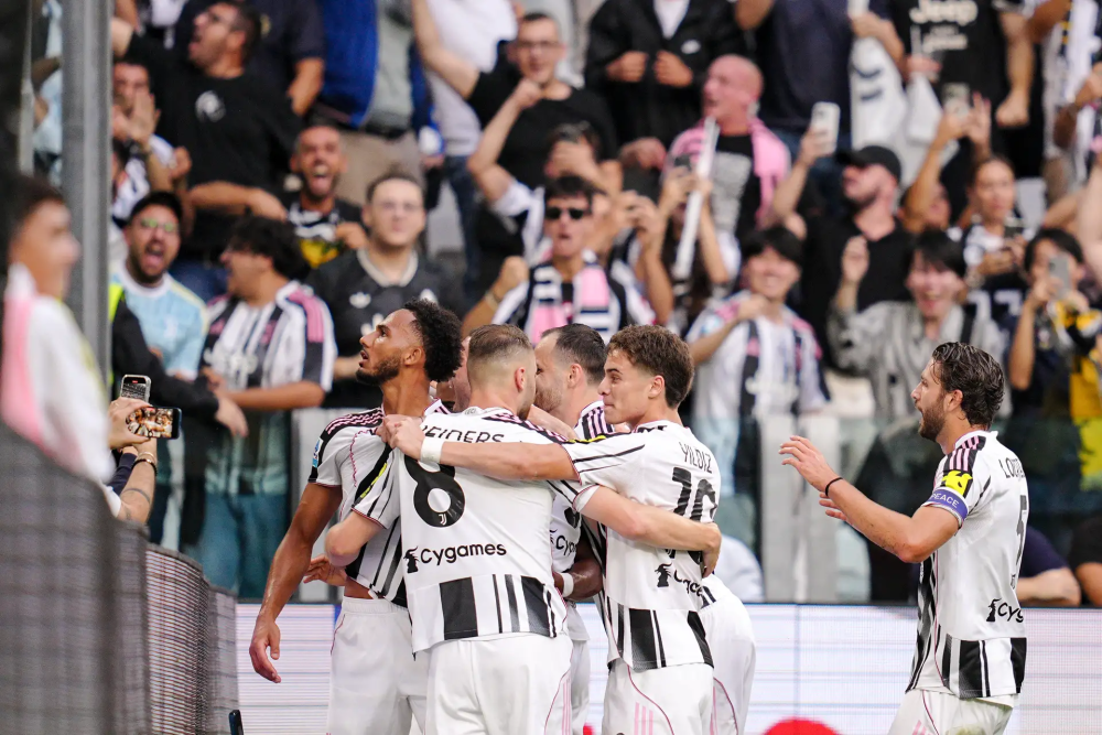 反差令人唏 反差令人唏